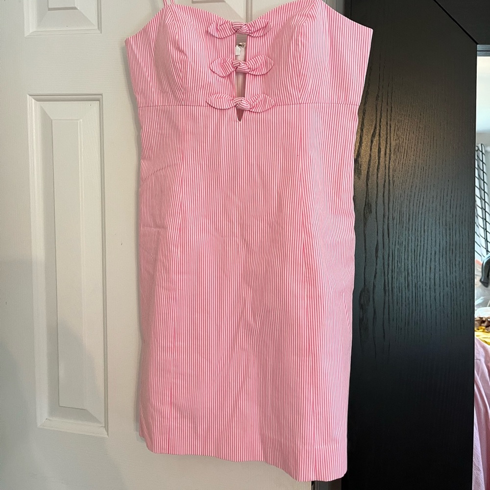 Lily Pulitzer Summer fun- strapless dress with cute front faux ties